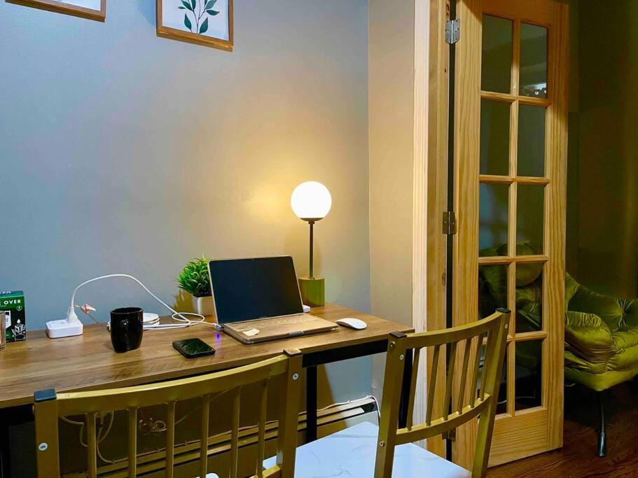 Cozy Studio Staycation - Brooklyn Close To Train Stations New York Exteriör bild